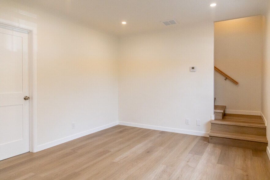 Building Photo - 1000 Tilton Ave