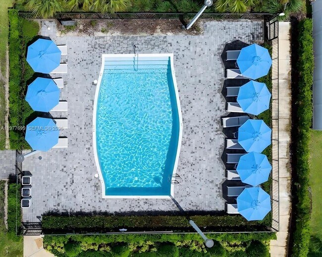 Building Photo - 20344 NW 6th Pl