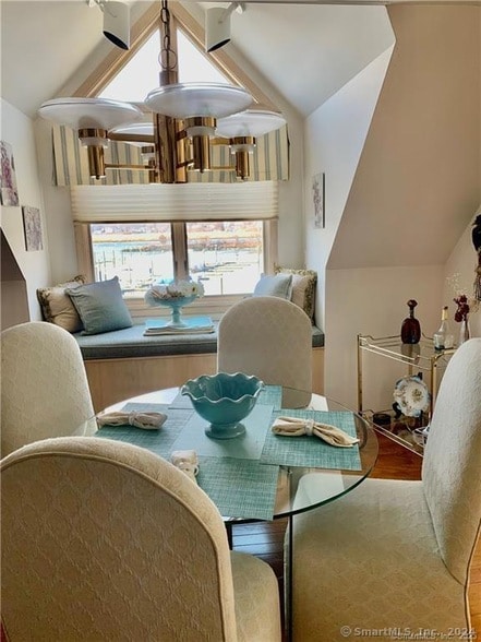 Building Photo - 131 Popes Island Rd