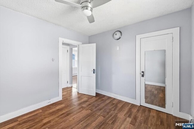 Building Photo - 79 Lincoln Ave