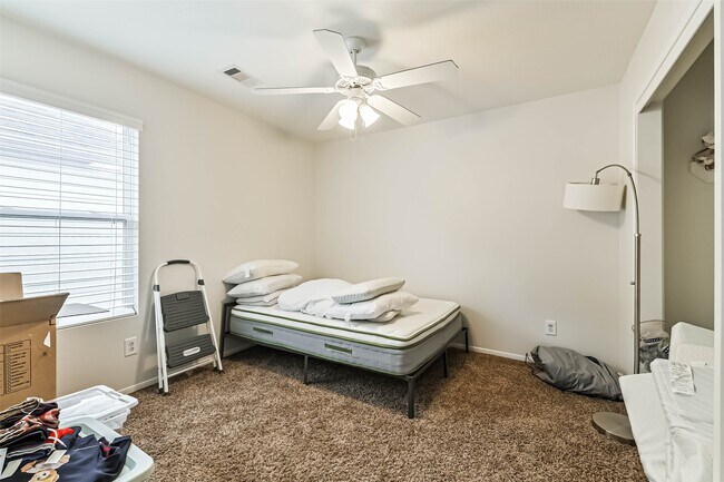 Building Photo - 22538 Goss Spring Ct