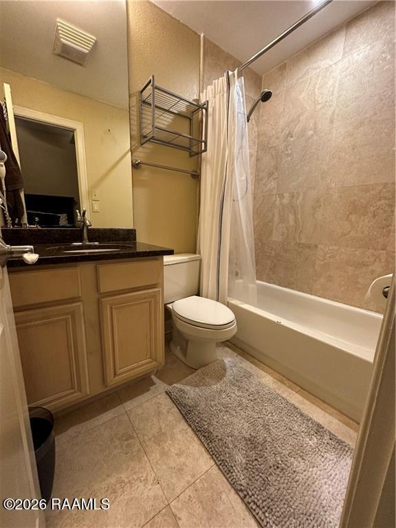 Building Photo - 333 Julia St