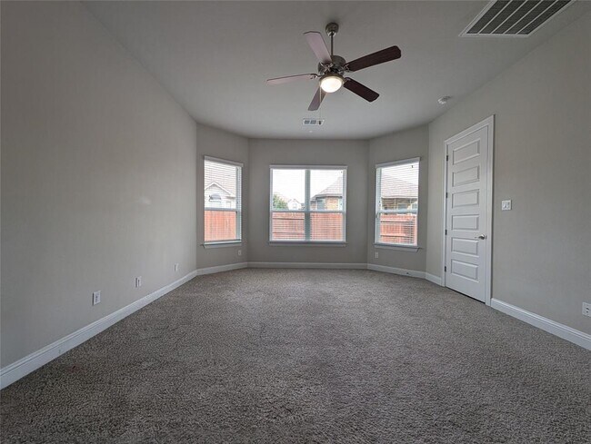 Building Photo - 3112 Bouchette Cove
