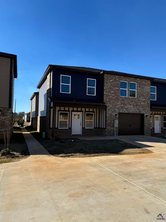 Building Photo - 312 Beau Claire Cir