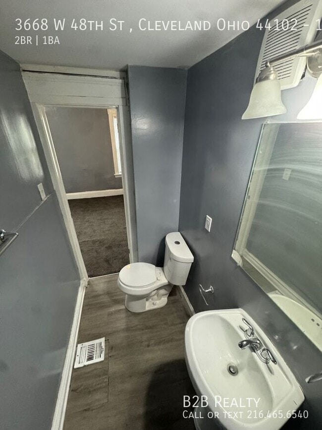 Building Photo - 3668 W 48th St