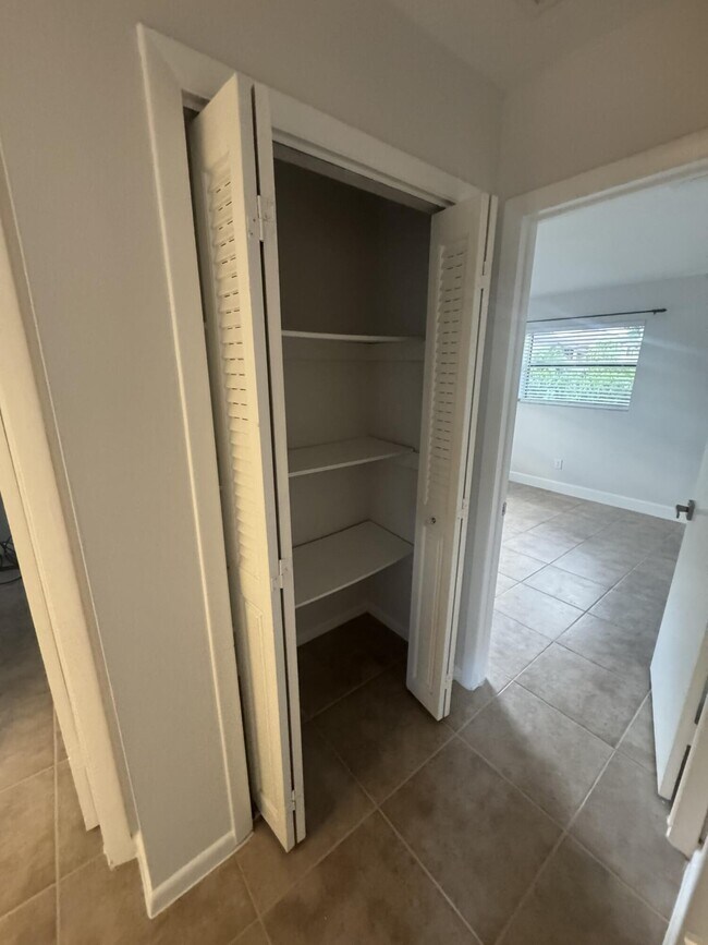 Building Photo - 12375 Peconic Ct