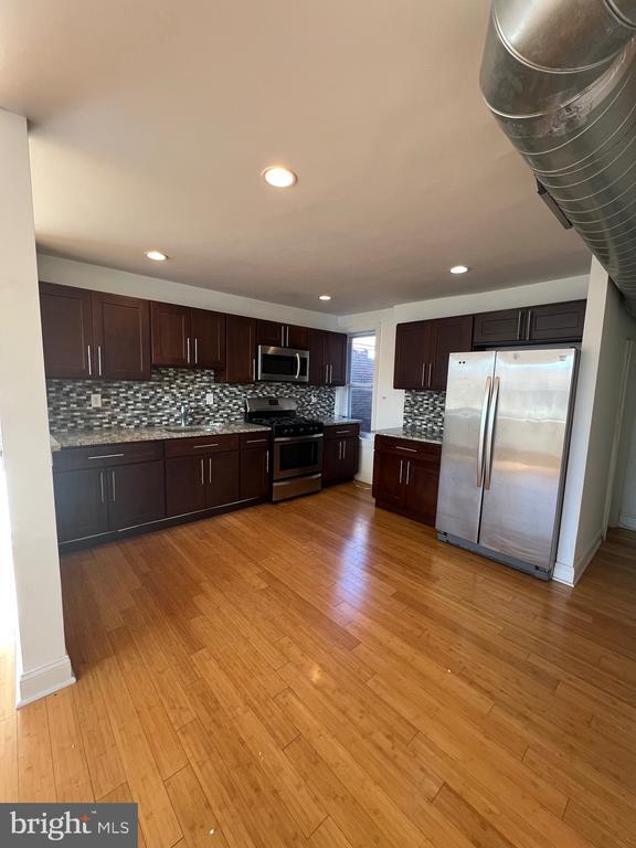 Building Photo - 4007 Spring Garden St