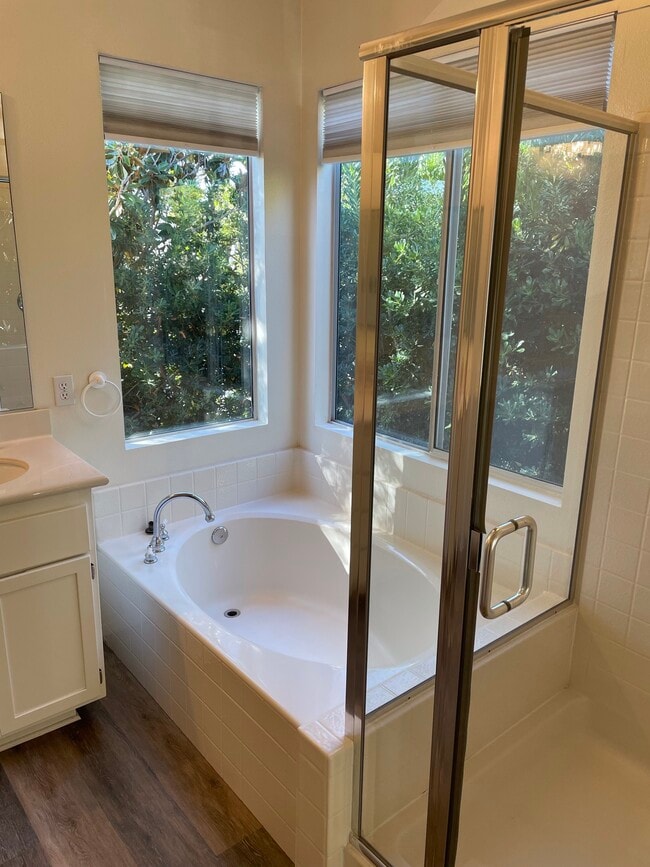 Building Photo - 1 Seven Kings Pl