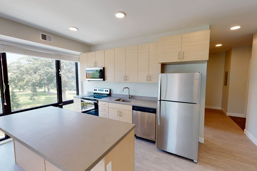 Primary Photo - Canary Lofts