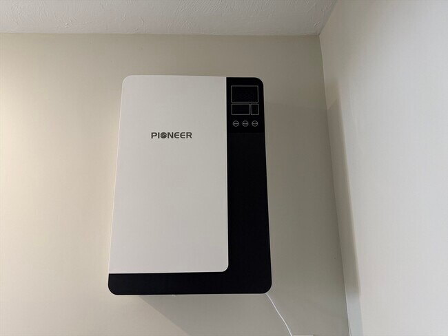 Building Photo - 480 Wareham St