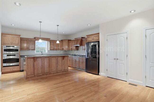 Building Photo - 14116 Spruce Ave