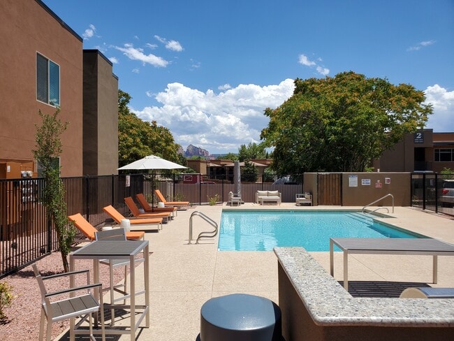 Building Photo - Pinon Lofts