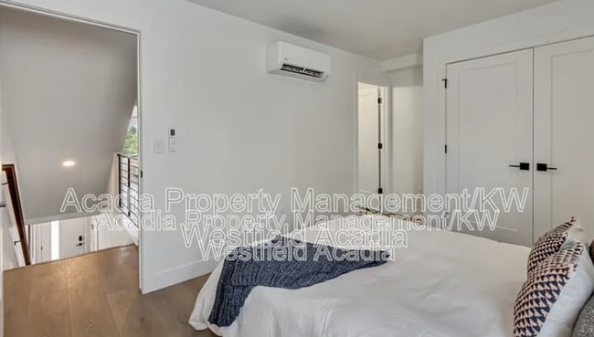 Building Photo - 4186 S Main St