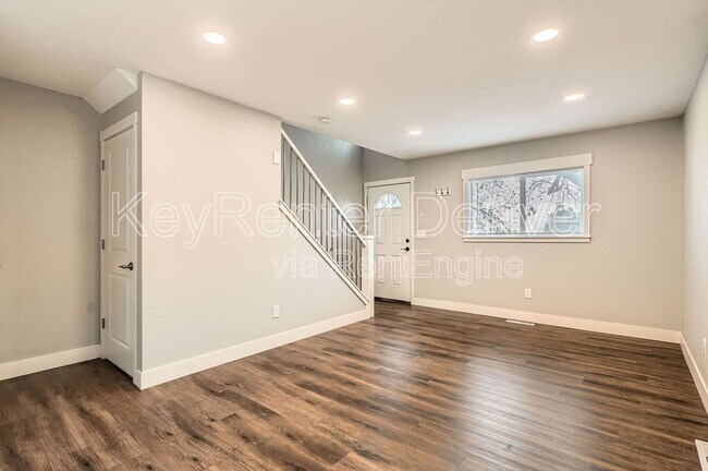 Building Photo - 2103 W Harvard Ave