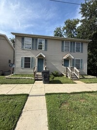 Building Photo - 156-156 Cherry St