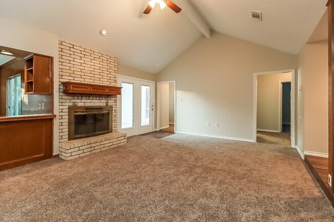 Building Photo - 15806 Afore Dr