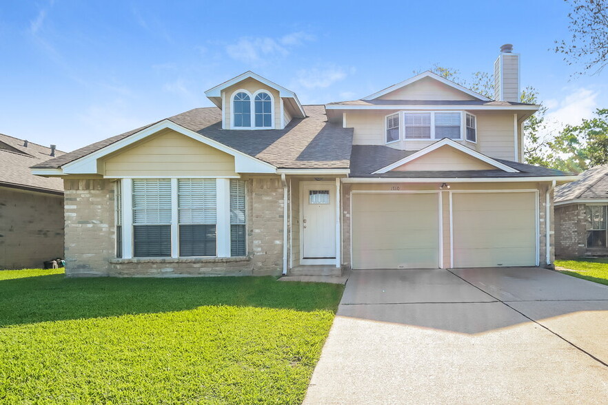 Primary Photo - 1710 Whiteback Dr