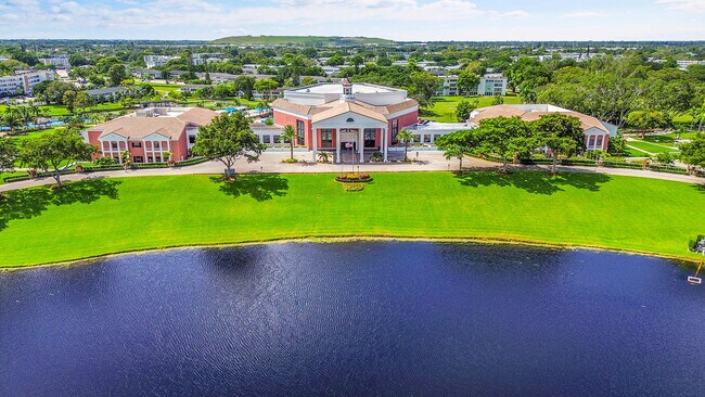 Building Photo - 154 Upminster G