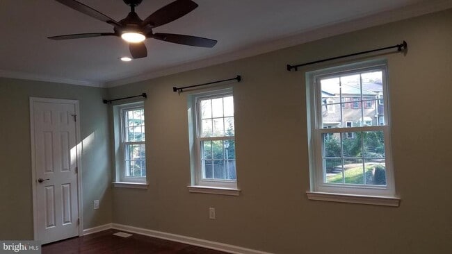 Building Photo - 5551 Winford Ct