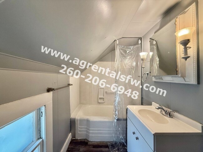 Building Photo - 1307 Barthold St