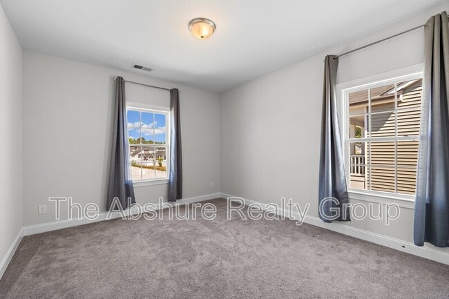 Building Photo - 109 Barnwell Loop