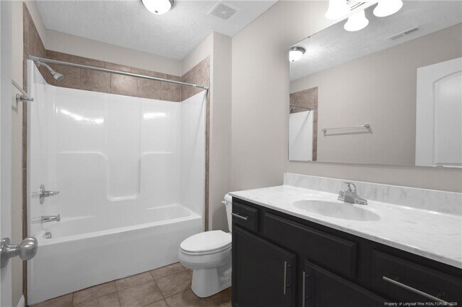 Building Photo - 890 Duval Dr