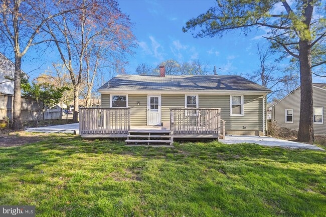 Building Photo - 1123 Parrish Dr