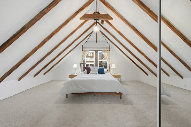 Building Photo - 1424 Macon Ave