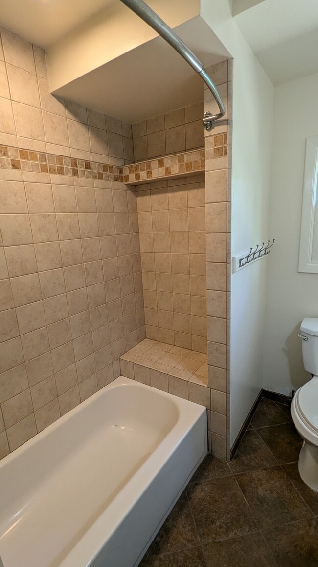 Building Photo - 316 Hazel St