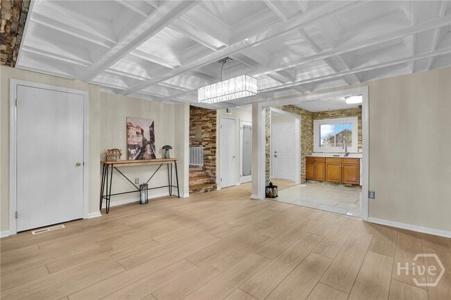 Building Photo - 12502 Apache Ave