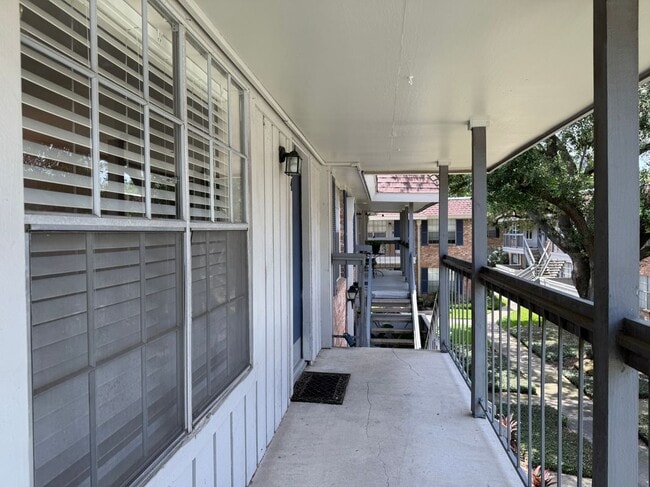 Building Photo - 2250 Bering Dr