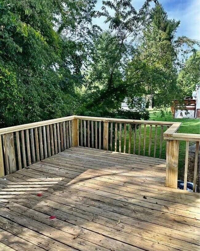 Building Photo - 870 Tower Rd SE