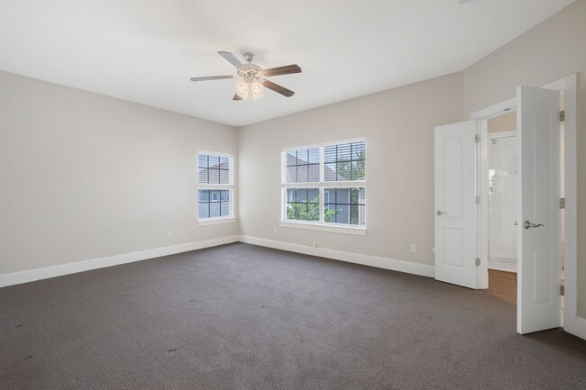 Building Photo - "Where Comfort Meets Convenience"