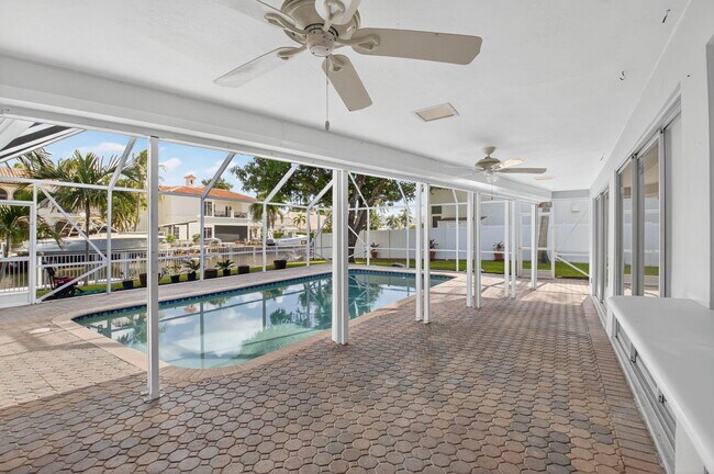 Building Photo - 937 Banyan Dr