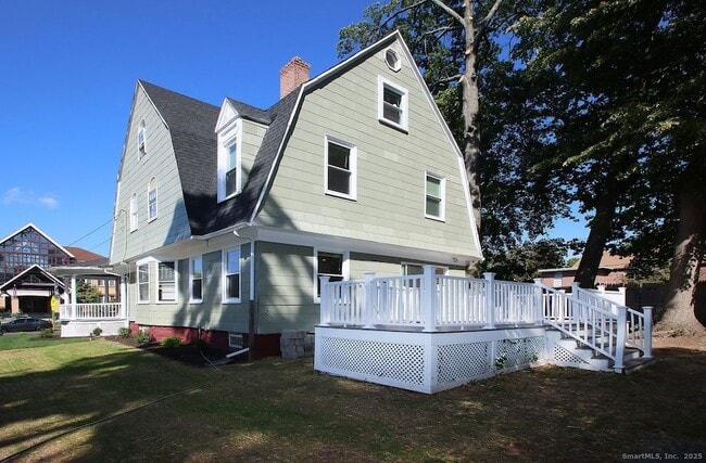 Building Photo - 62 Whitney St