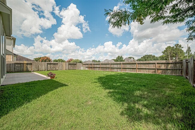 Building Photo - 20834 Avery Cove Ln