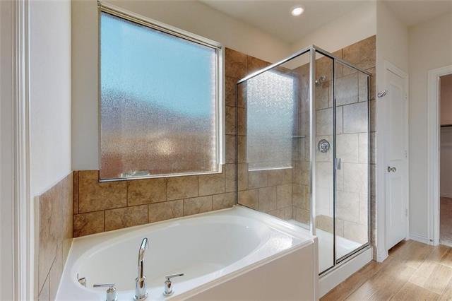 Building Photo - 10143 Prairie Dr