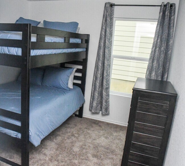 Building Photo - 722 Killdeer Trl