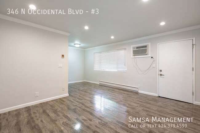 Building Photo - Charming 1bd/1ba in Silverlake with Parking!