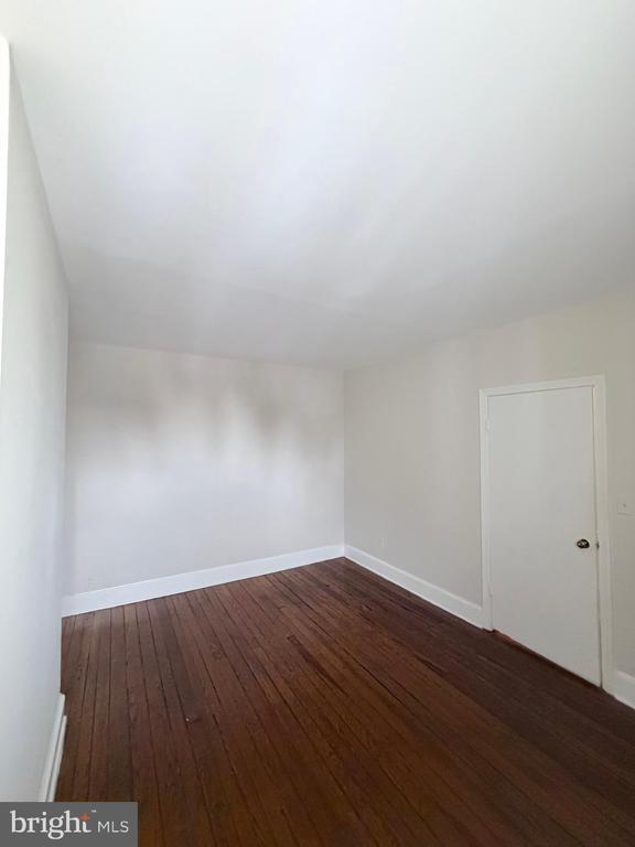 Building Photo - 1111 Duke St