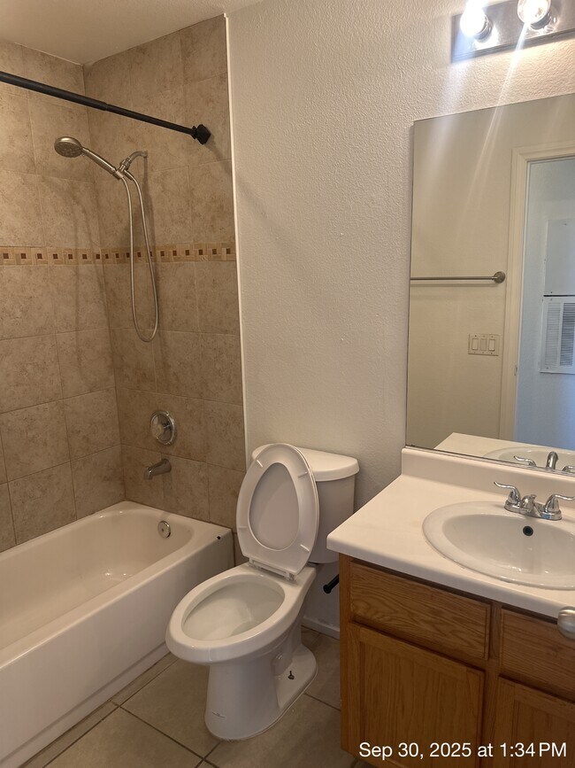 Building Photo - 9914 Keephills St