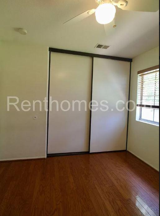 Building Photo - 1260 Corte Famosa