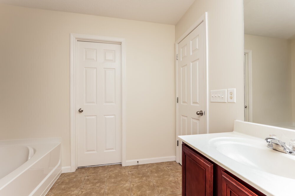 Building Photo - 2716 Miranda Dr