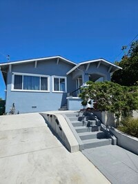 Building Photo - 1364 E 32nd St