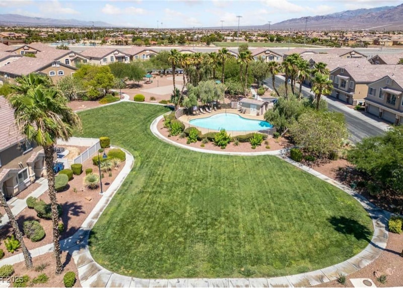 Building Photo - 6661 Lookout Lodge Ln