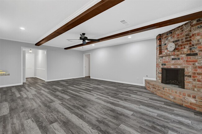 Building Photo - 11727 Scottsdale Dr