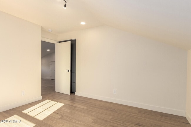 Building Photo - 125 N 11th Ave