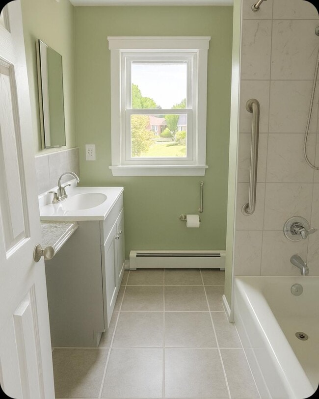 Building Photo - 191 Saco Ave