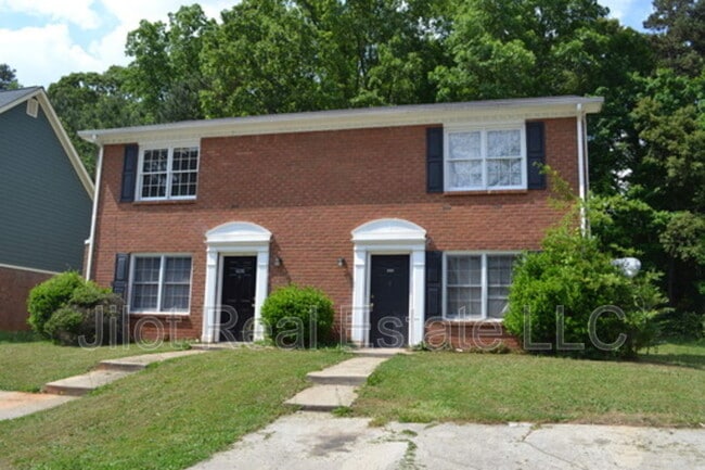 Primary Photo - 5233 Ridge Forest Dr