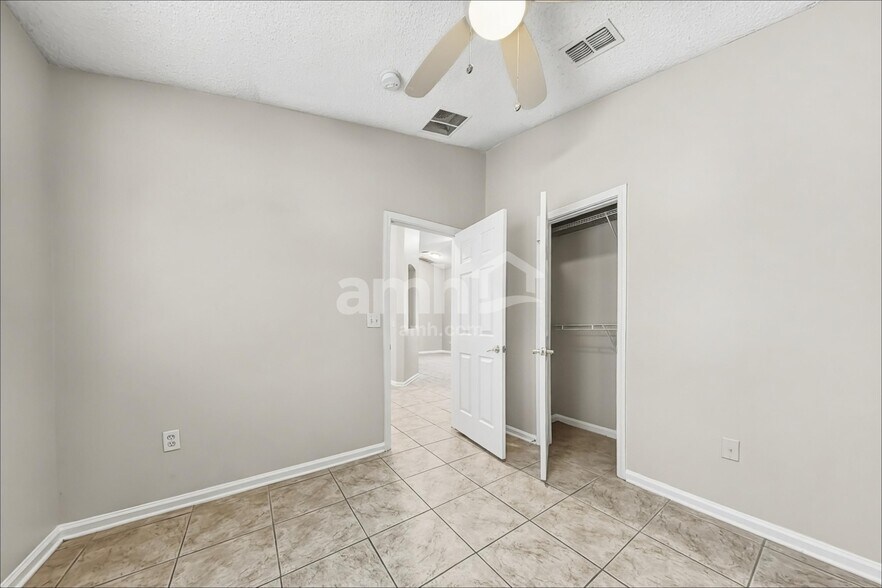 Building Photo - 2720 Cold Creek Blvd